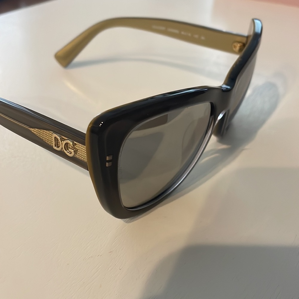 Dolce & Gabbana Gray Sunglasses - Picture 6 of 11